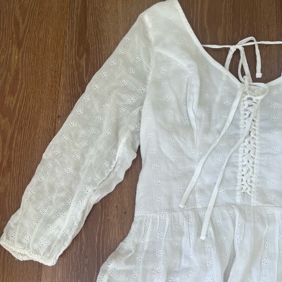 ✨NWT✨ Hollister | white eyelet square neck dress - Picture 4 of 12